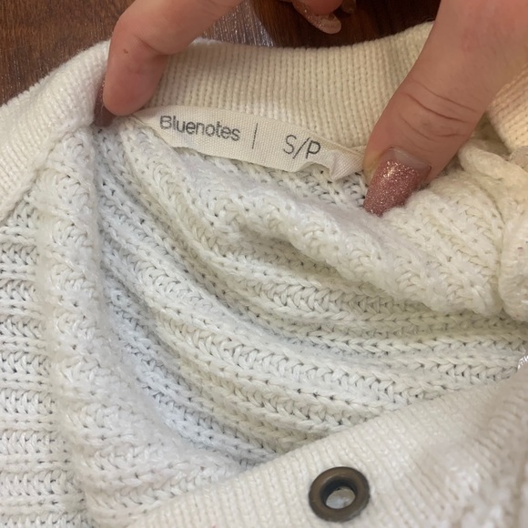 Bluenotes Sweater - Picture 3 of 3